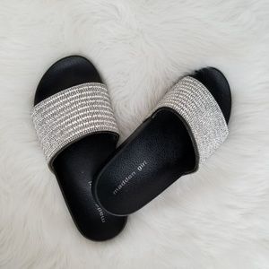 madden girl fancy slides